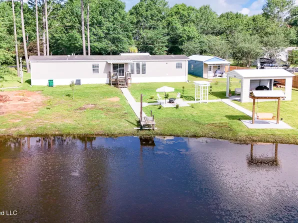 7170 Lake Dr, Perkinston, MS 39573