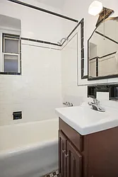 Rented by Avi Nash Associates