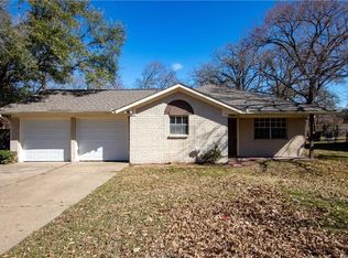 1211 Berkeley St, College Station, TX 77840