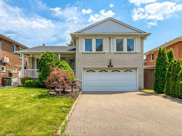 42 Norgrove Cres, Toronto, ON M9P 3C6