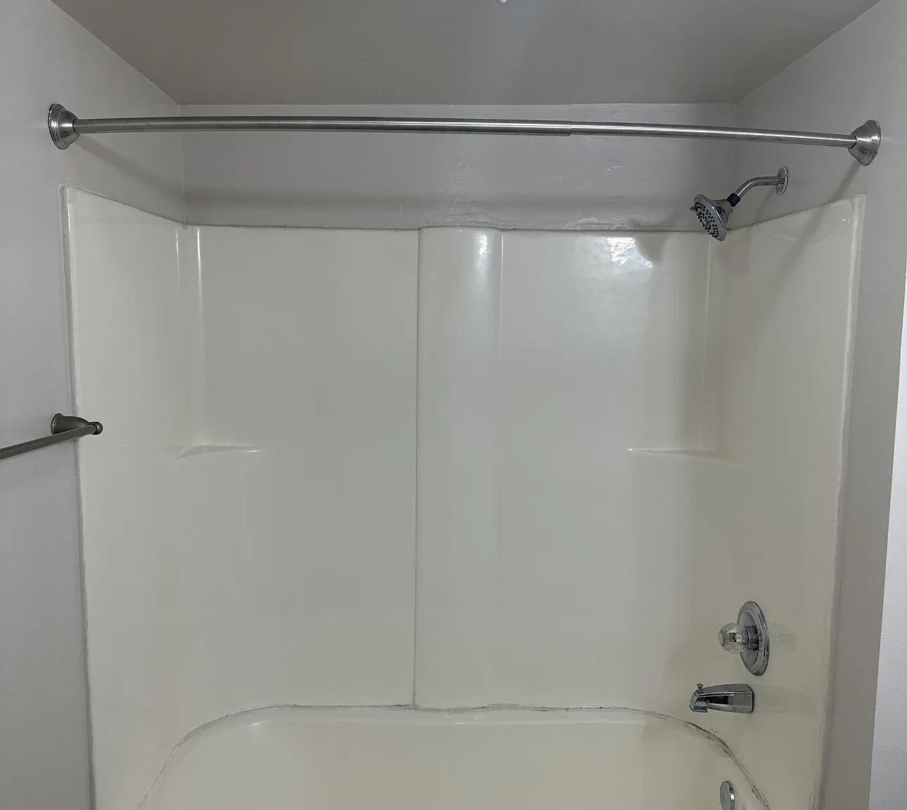 5 bed, $2,900 — Photo 4
