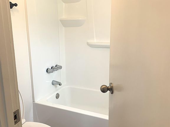 3rd image of 5063 Clairemont Mesa Blvd Unit 32