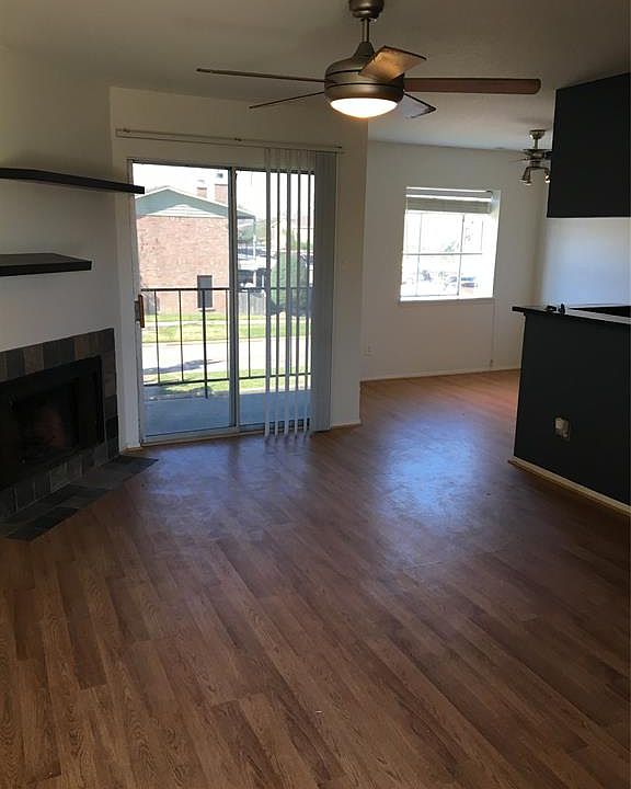1st image of 18800 Egret Bay Blvd APT 808