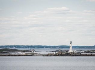 21 Holbrook Ave, Hull, MA 02045