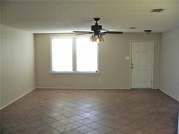 3rd image of 2721 Misty Harbor Dr