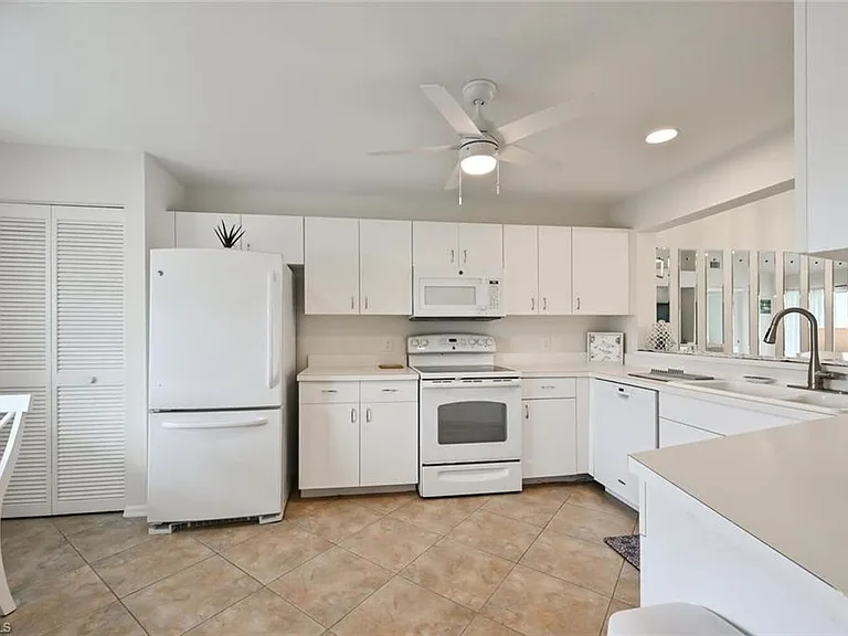515 Gabriel Cir #1910 — Photo 11
