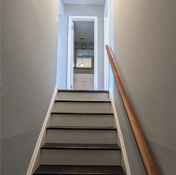 201 Peyton Pl SW — Photo 6