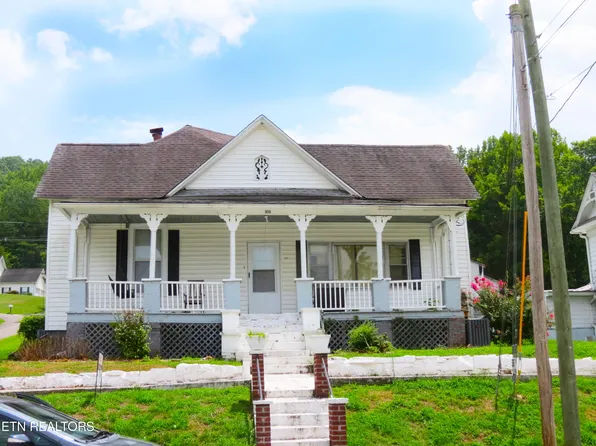 313 W Spring St, Oliver Springs, TN 37840