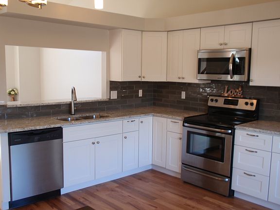3rd image of 8126 Ferncliff Dr