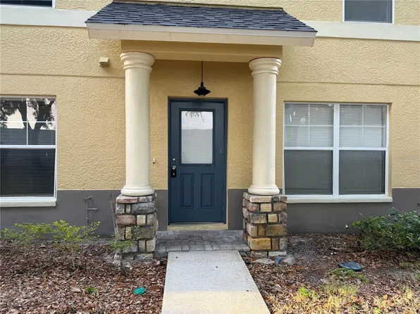 201 Draw Bridge Ln, Valrico, FL 33594