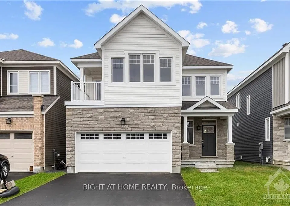 74 Hackamore Cres