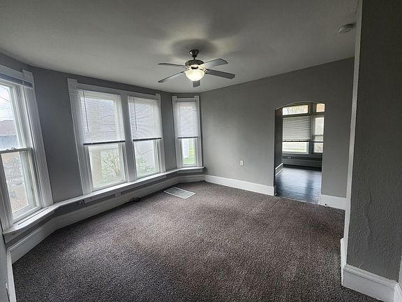 4th image of 1323 N Gaines St