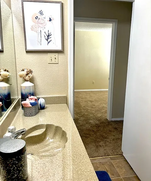 125 NE Johnson Ave #26 — Photo 10