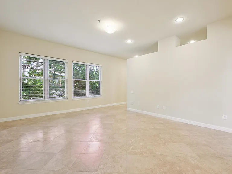 435 Sheridan Ave #201 — Photo 10