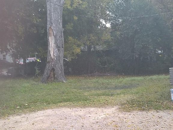 2nd image of 103 Kinchum St