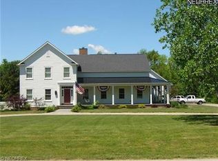 15550 Harmony Falls Ln, Novelty, OH 44072