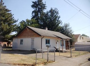 211 17th St, Springfield, OR 97477