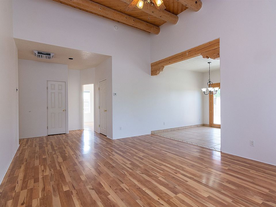 1st image of 3939 Calle Daniel