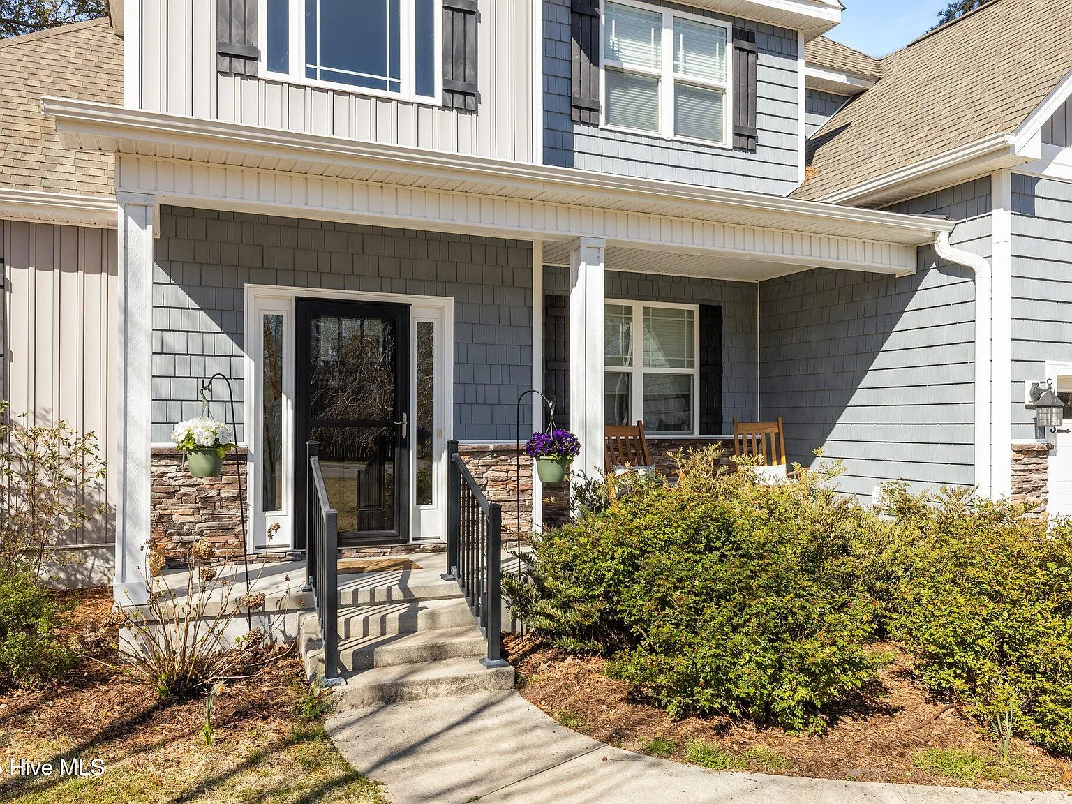 4 bed, 3.0 bath, $3,200 — Photo 4