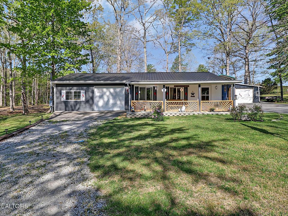 1st image of 411 Trimmer Ln