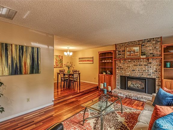 5th image of 4715 Delores Dr NE