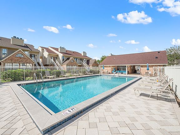 5th image of 5001 Grande Dr APT 222