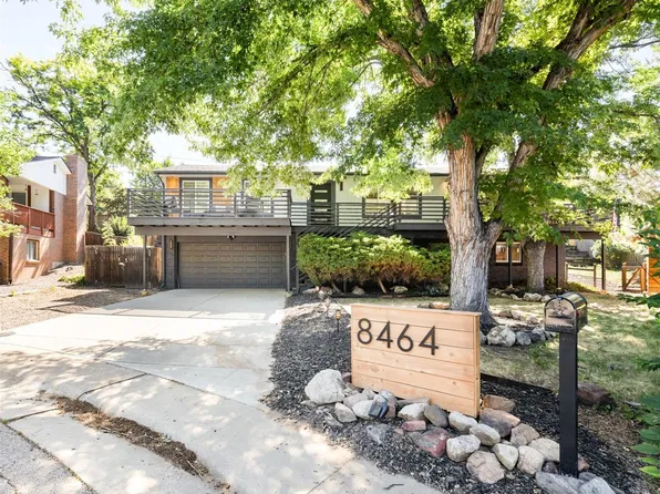 8464 W 66th Circle, Arvada, CO 80004