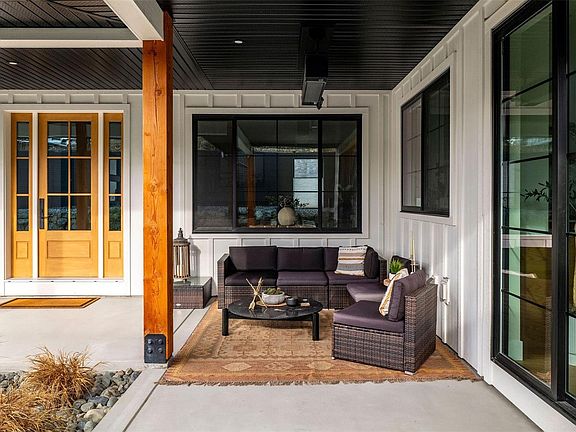 4th image of 1842 Vee Rd