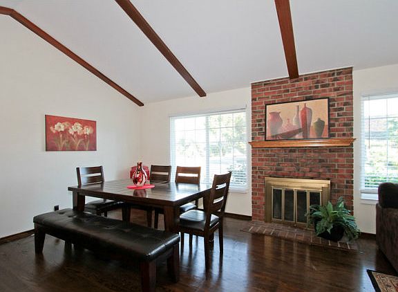 5th image of 1790 Montemar Way