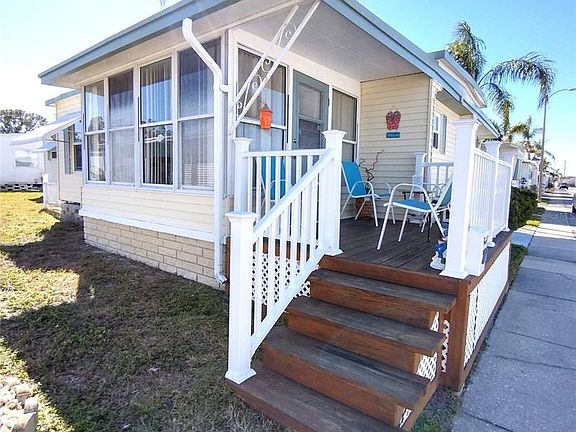 2nd image of 82286 2nd Ave N #286