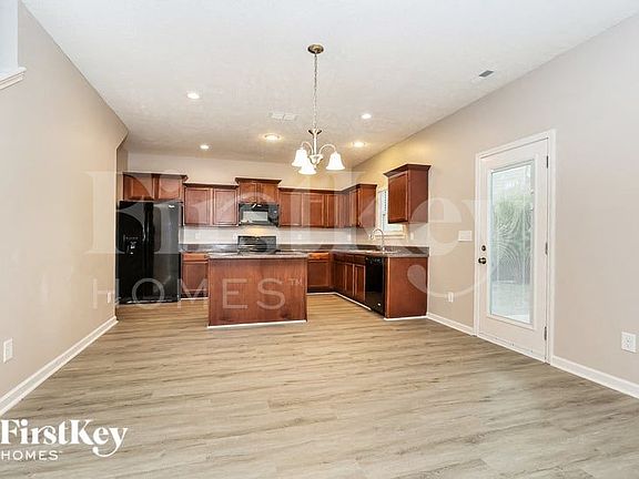 5th image of 1252 Anduin Ave