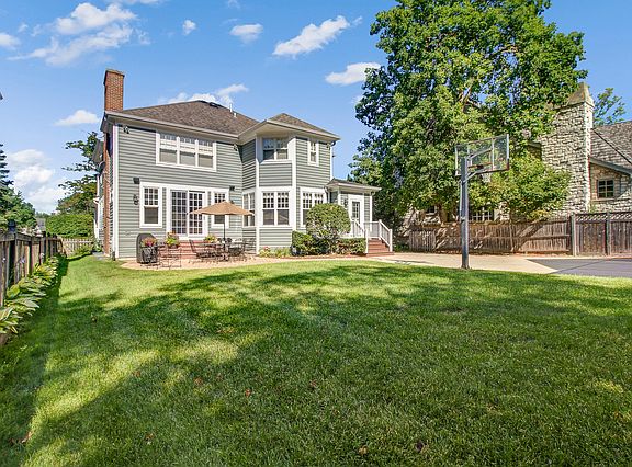 2nd image of 4825 Woodland Ave