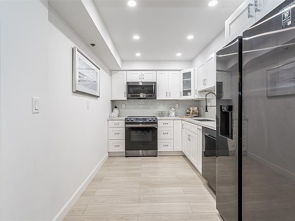 2nd image of 3215 S Ocean Boulevard #308