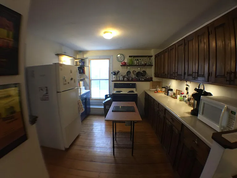 33 Oak Grove St #2 — Photo 12