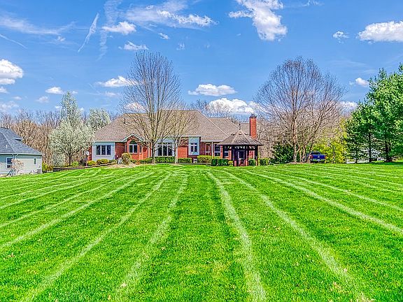 4th image of 3855 Heron Creek Dr
