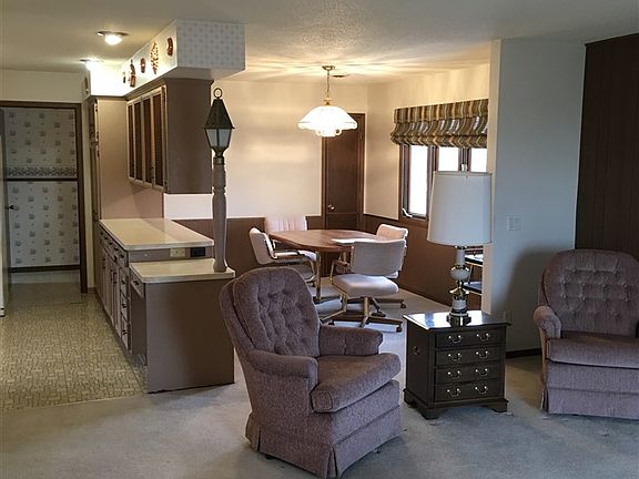 5th image of 204 McAdoo St
