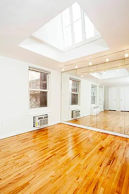 Rented by Town Residential | media 19