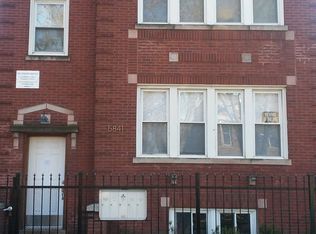 5841 W Augusta Blvd, Chicago, IL 60651