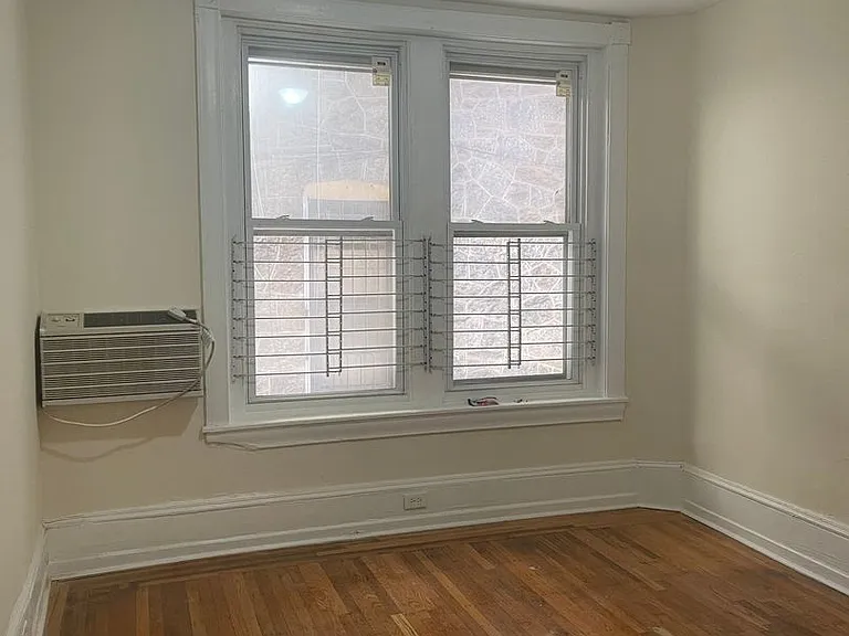 505-07 South 42nd St — Photo 17