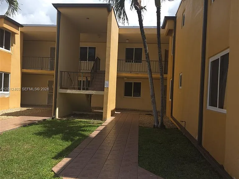 8990 SW 24th St #19 — Photo 1