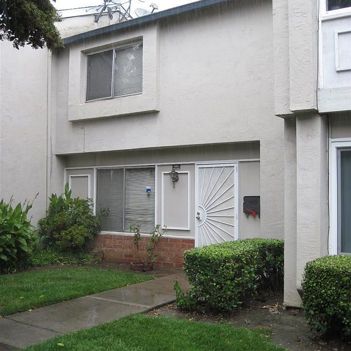 2nd image of 4130 Asimuth Cir