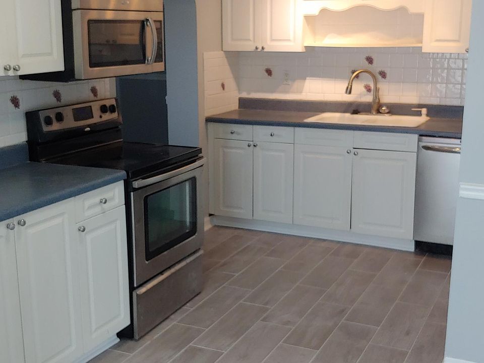1st image of 5295 23rd Ave N