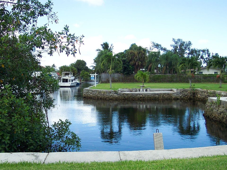 Huge Waterfront Parcel