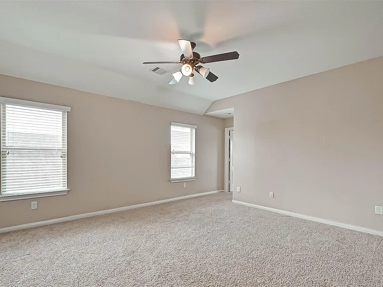 6402 Black Bamboo Ln — Photo 25