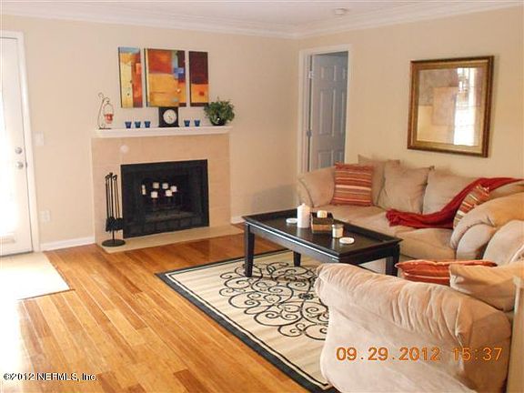 3rd image of 100 FAIRWAY PARK #1812