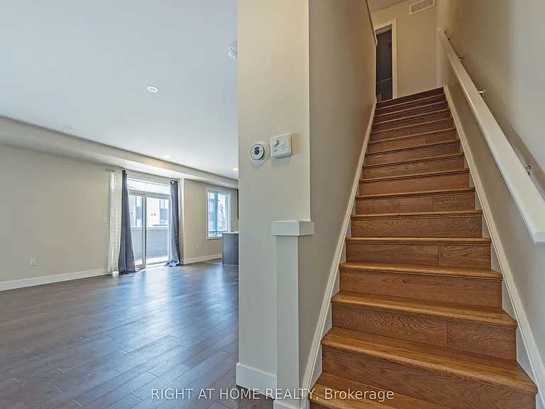 1960 Dalmagarry Rd #34 — Photo 18