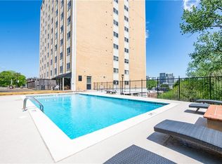 2285 Peachtree Rd NE UNIT 604, Atlanta, GA 30309