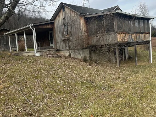 189 Apple Harvest Dr, Valley District, WV 25427
