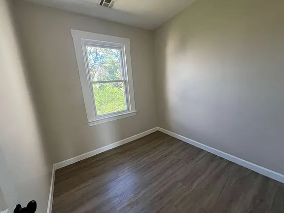 97 Cedar St #97-2B — photo 4 of 6