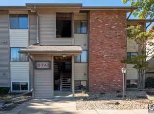 5741 SW 22nd Ter APT 5, Topeka, KS 66614